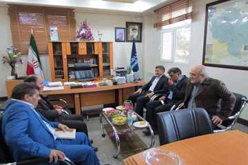 دیدار مهندس رضایی نژاد مدیر کل امور اداری، رفاه و پشتیبانی سازمان دامپزشکی کشور با مدیر کل و کارمندا
